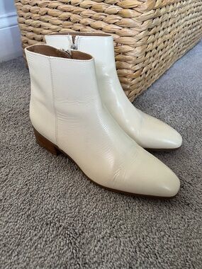 Aquatalia Italian Leather Ankle Boots - 9